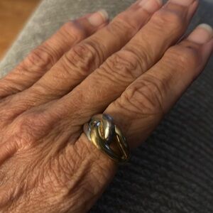 Vintage fashion ring size 9 gold, and silver tone